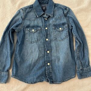Gap Kids Denim Button Down Shirt Girls Small 6-7 Chambray Western Style
